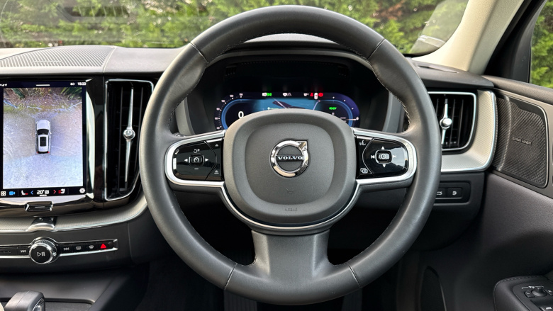 Volvo XC60 2.0 T6 [350] RC PHEV Plus Dark 5dr AWD Geartronic Estate